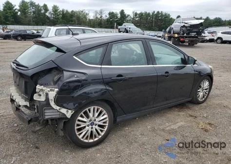 2016 Ford Focus Titanium z USA, uszkodzony, nr VIN 1FADP3N29GL259836